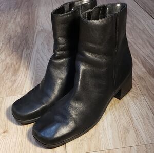 Y2k Square Toe Black Zip Up Ankle Boot,clean,classic,90s,madeline Stuart,9.5